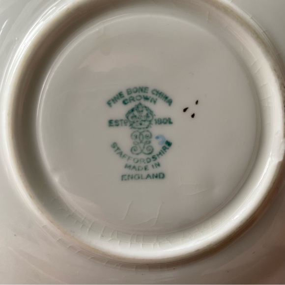 Crown Staffordshire English Fine Bone China Teacup and Saucer Set F15743 - Picture 12 of 14